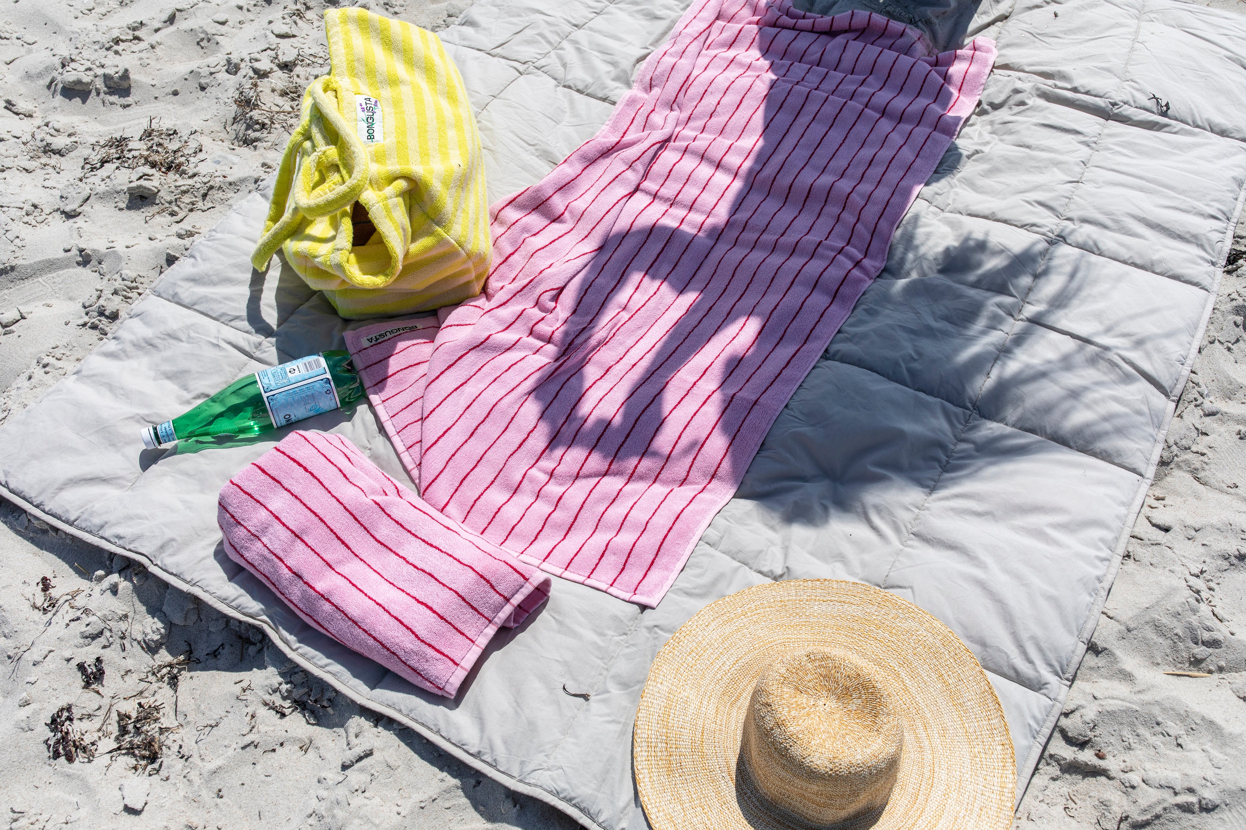 מגבת רחצה NARAM -  אדום ורוד